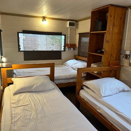 Cozyvan Каравана Под Наем Hotel Sozopol Bagian luar foto