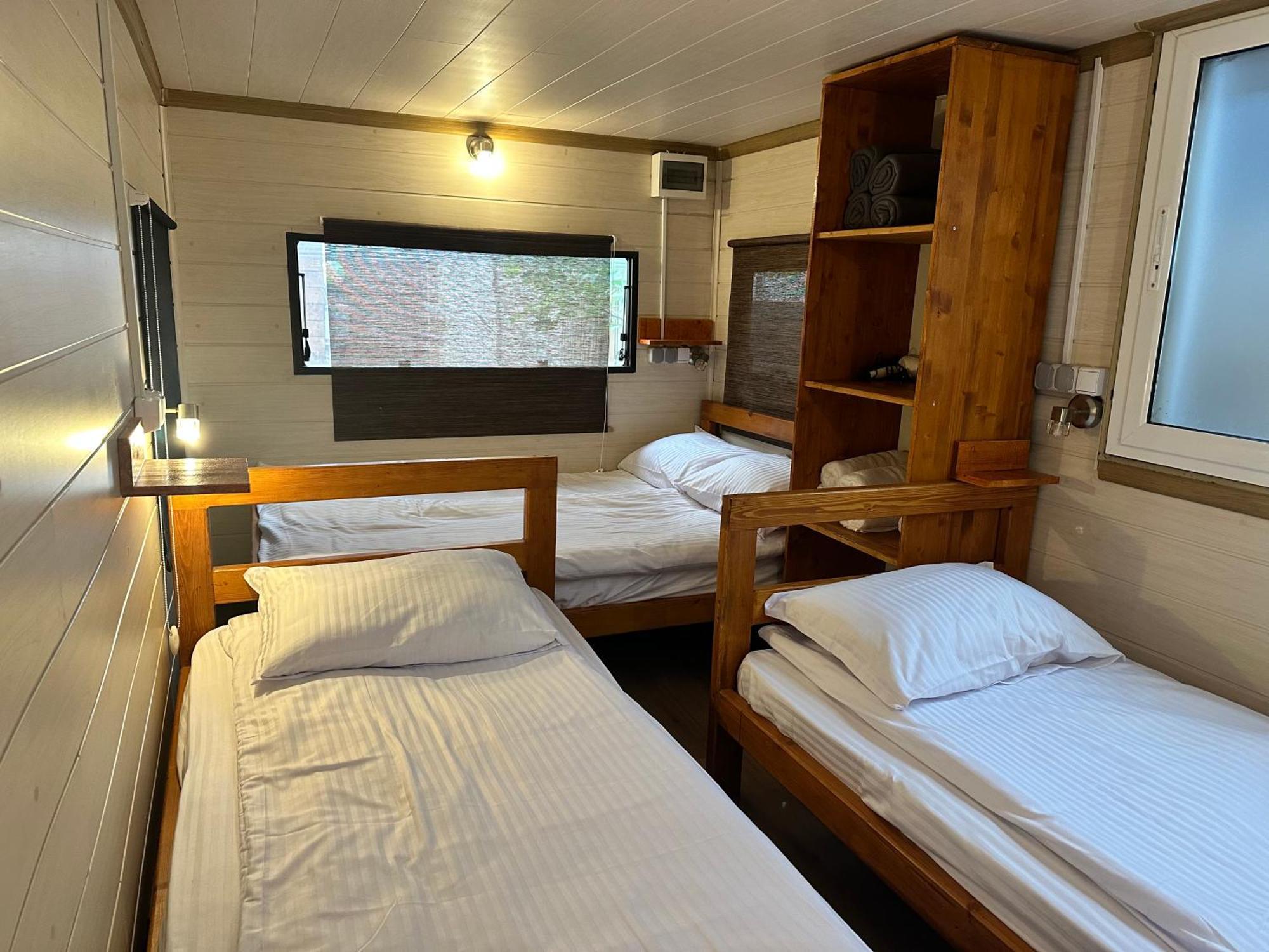 Cozyvan Каравана Под Наем Hotel Sozopol Bagian luar foto